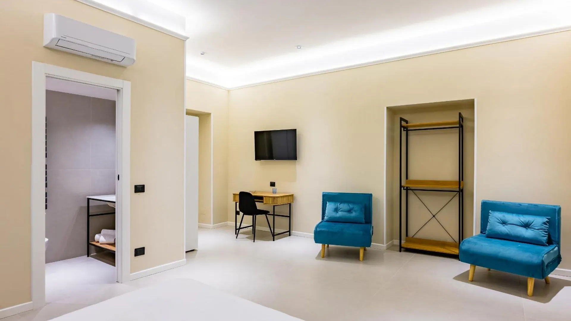 Family&Friends Montesanto House By Wonderful Italy Apartment Naples Italy