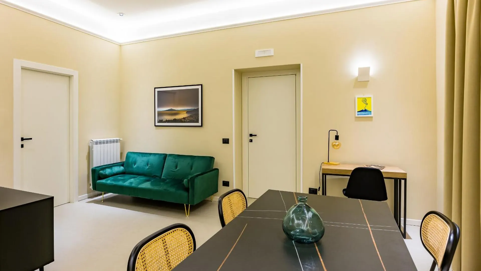 Family&Friends Montesanto House By Wonderful Italy Apartment Naples Italy